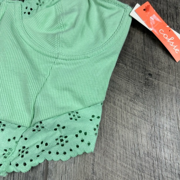 Colsie Green Eyelet Bralette Top‎ - Picture 4 of 13